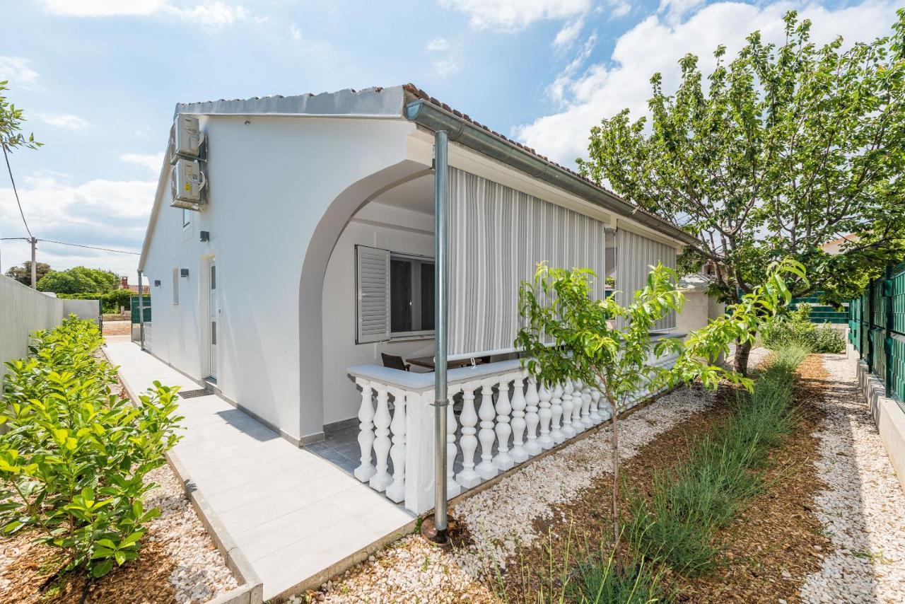 Villa Family Sukosan, Zadar المظهر الخارجي الصورة