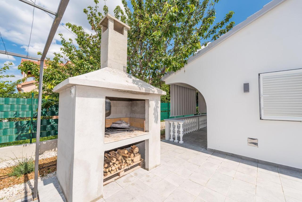 Villa Family Sukosan, Zadar المظهر الخارجي الصورة