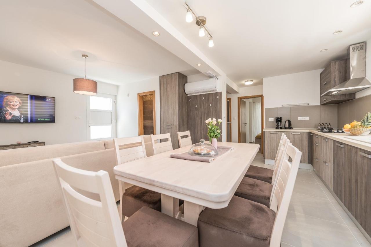 Villa Family Sukosan, Zadar المظهر الخارجي الصورة